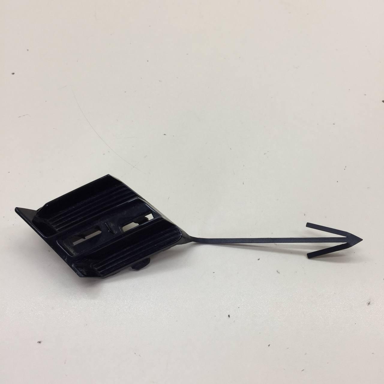 Заглушка буксировочного крюка Jetour Dashing 2022>