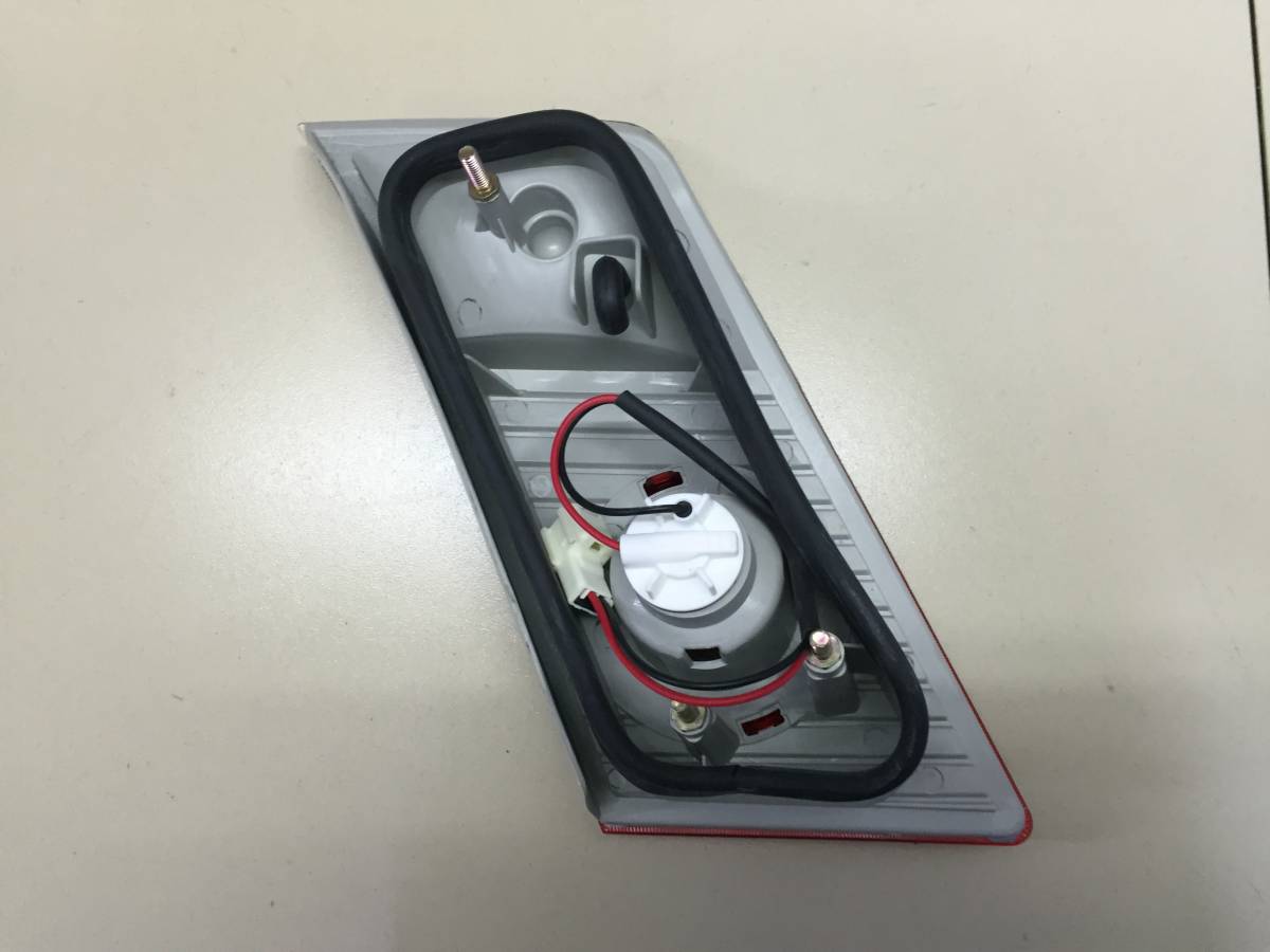 Фонарь задний внутренний правый Lifan Breez 2007-2012