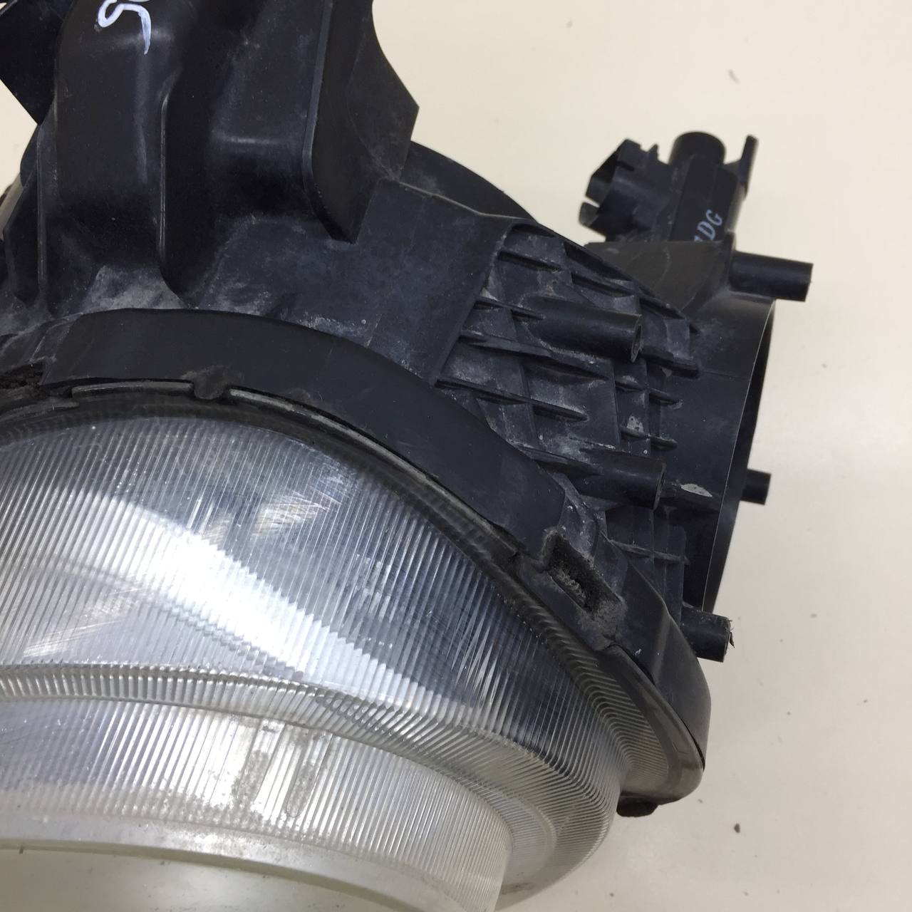 Фара левая Nissan Juke (YF15) 2011-2020