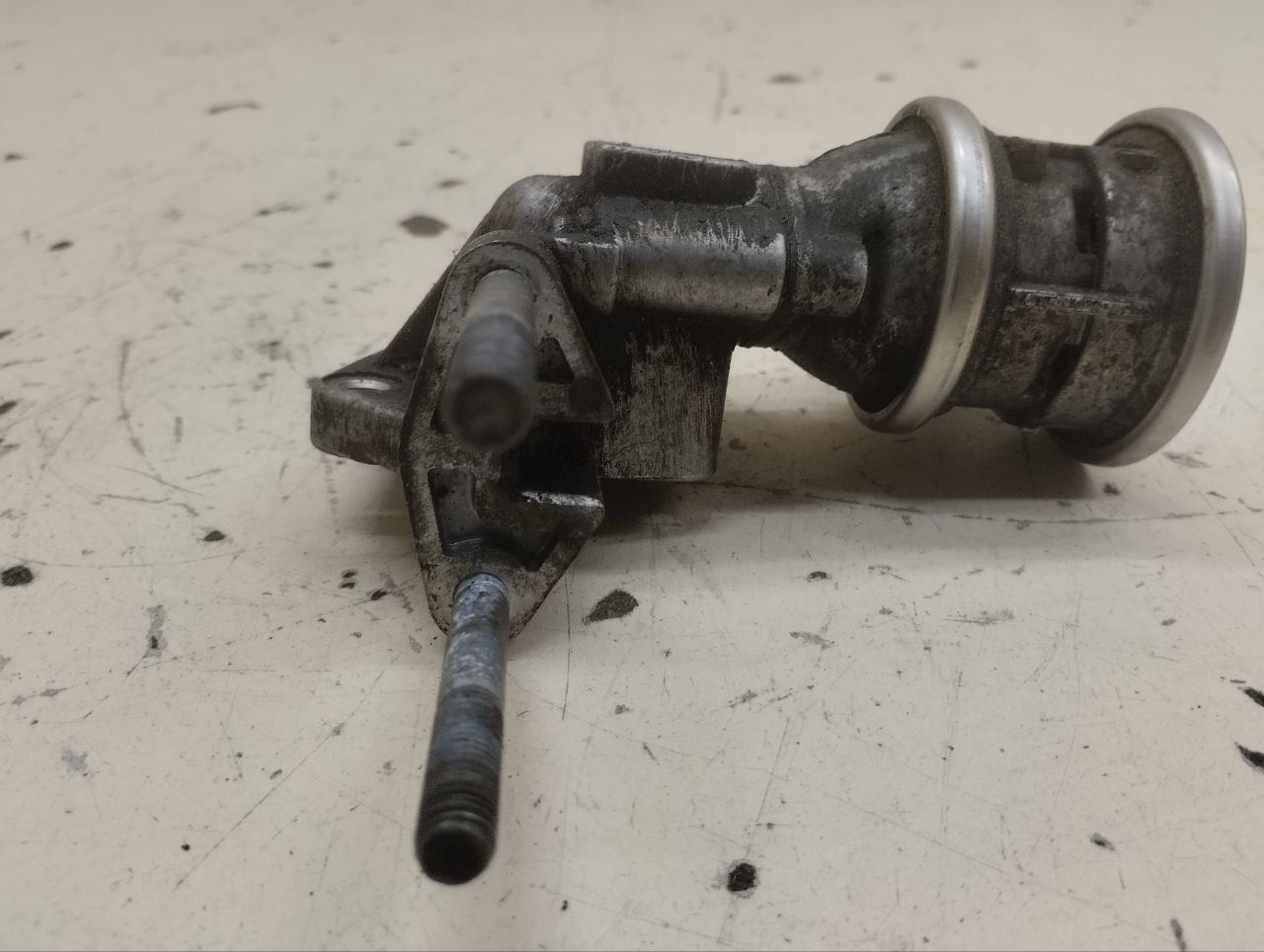 Клапан рециркуляции выхлопных газов Skoda Octavia (A5 1Z-) 2004-2013