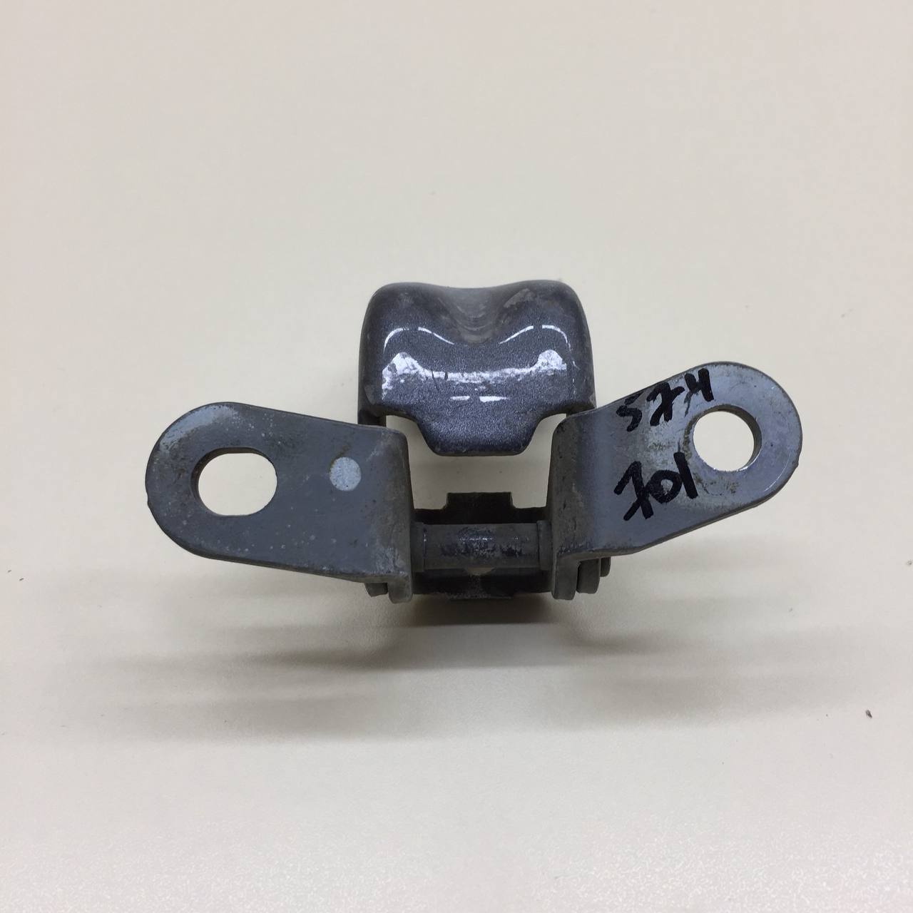 Петля двери задней левой нижняя Hyundai Solaris (RB) 2010-2017