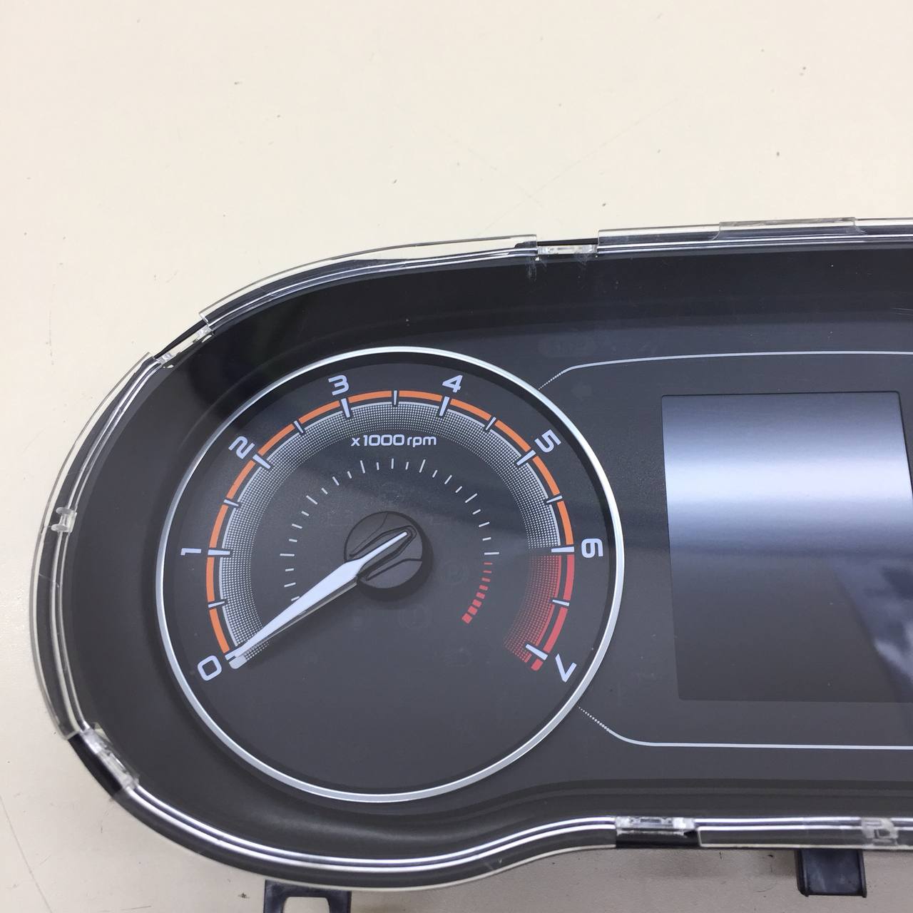 Панель приборов Lada Vesta 2015>