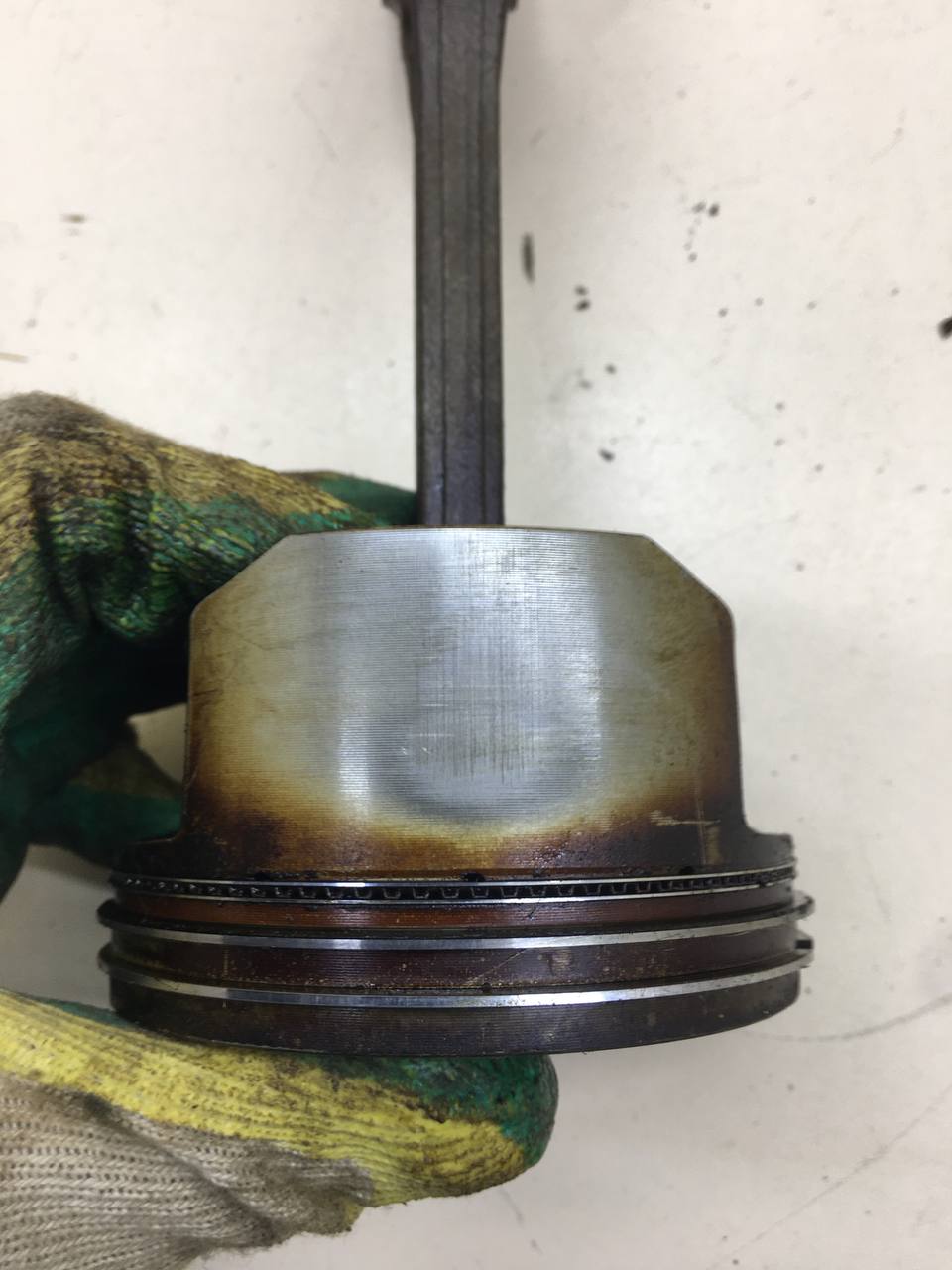 Поршень с шатуном Mitsubishi Outlander (GF) 2012>