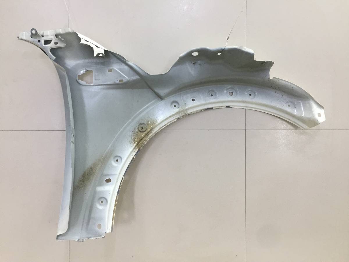 Крыло переднее левое Mini Cooper 2000>