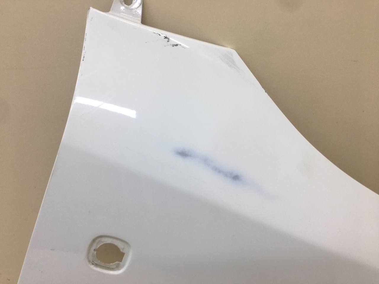 Крыло переднее правое Skoda Roomster 2006-2015