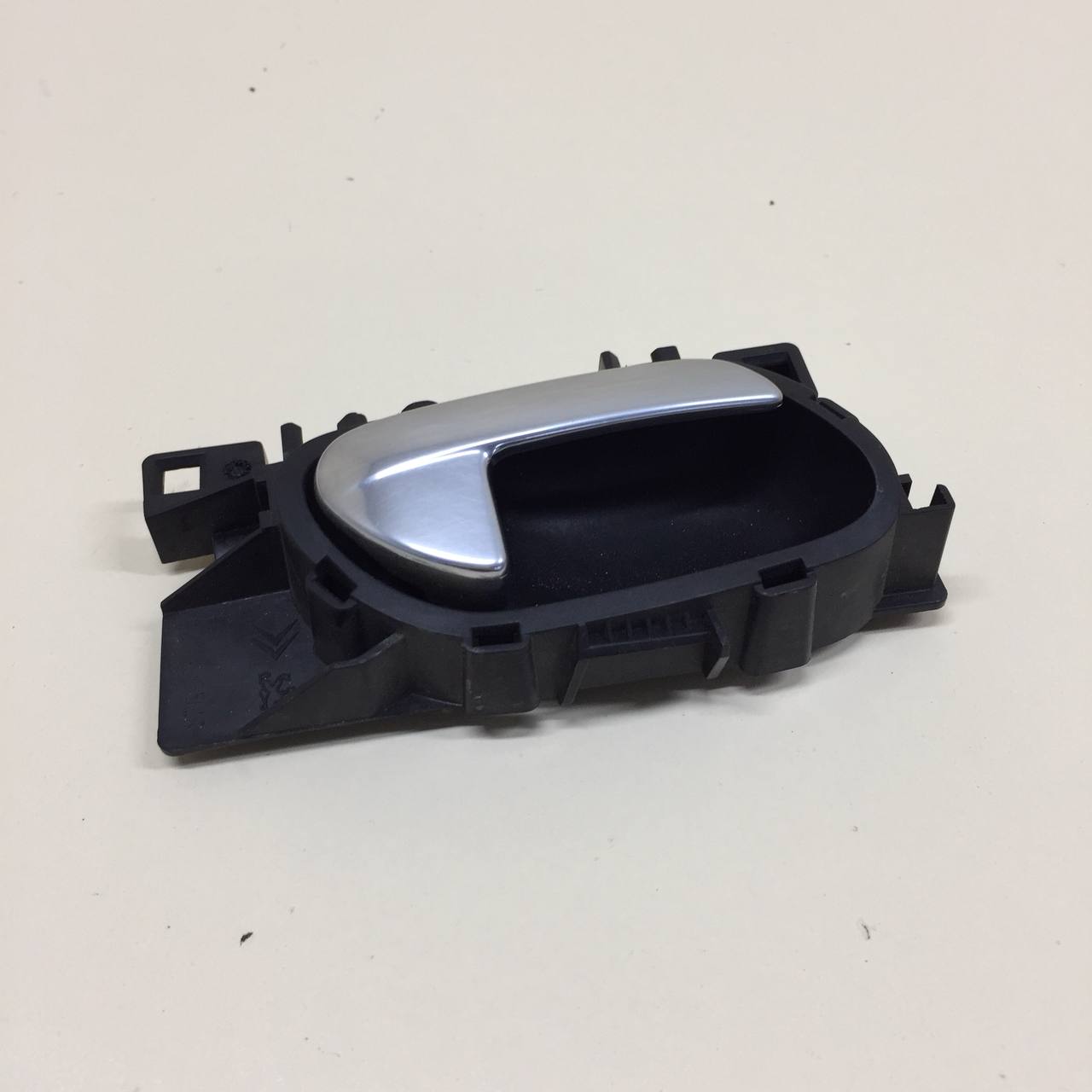 Ручка двери внутренняя правая Citroen C5 2008-2016