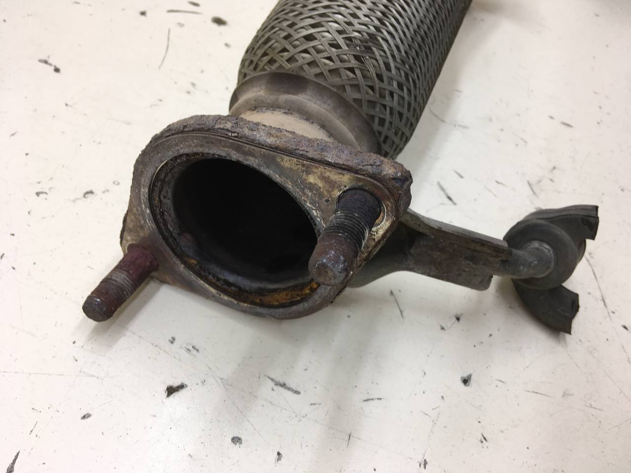 Приемная труба глушителя Hyundai Santa Fe (TM) 2018-2022