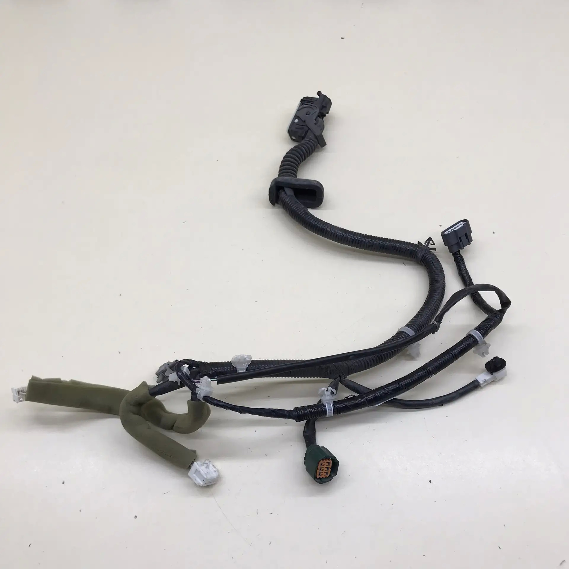 Проводка (коса) Nissan Juke (YF15) 2011-2020