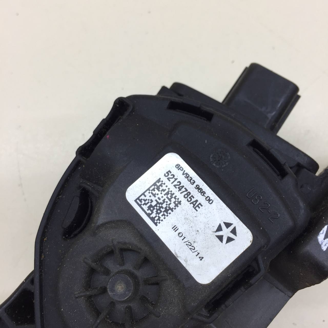 Педаль газа Jeep Grand Cherokee (WK2) 2010>