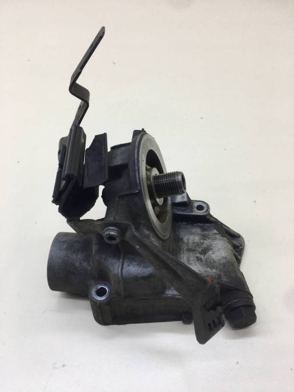 Кронштейн масляного фильтра Skoda Octavia (A5 1Z-) 2004-2013