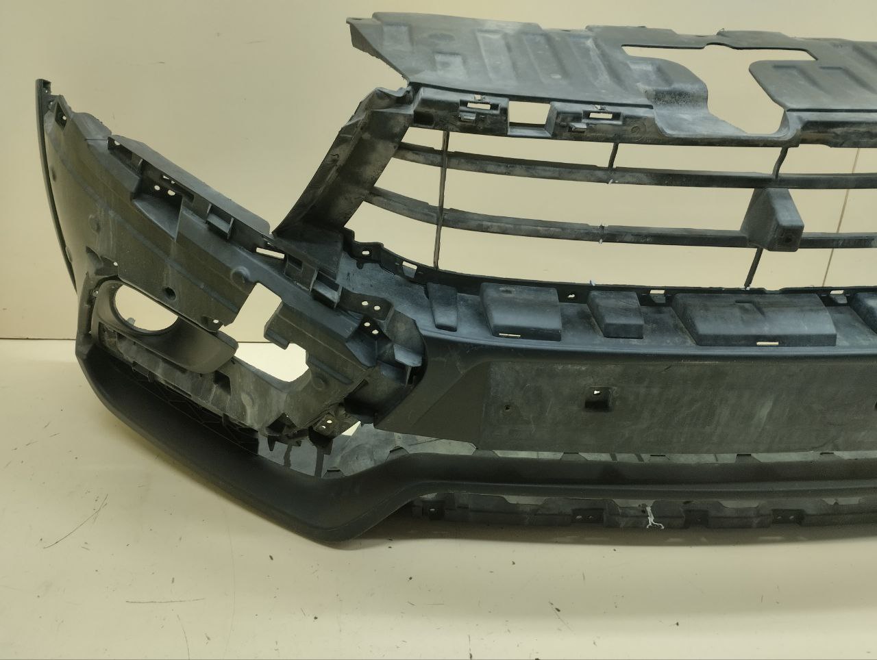 Бампер передний Lada Vesta SW Cross 2017>