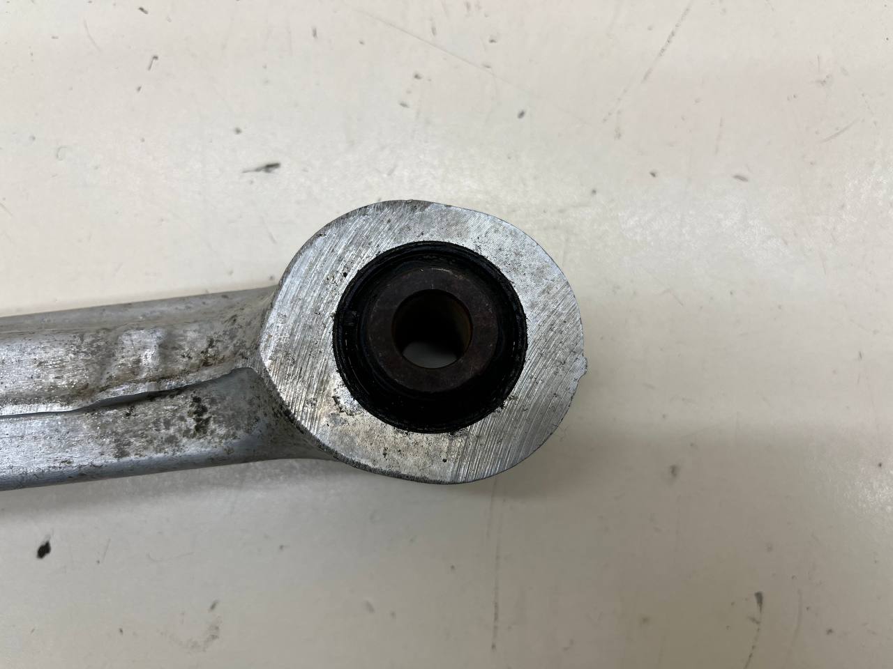 Рычаг задний поперечный Nissan Qashqai (J10) 2006-2013