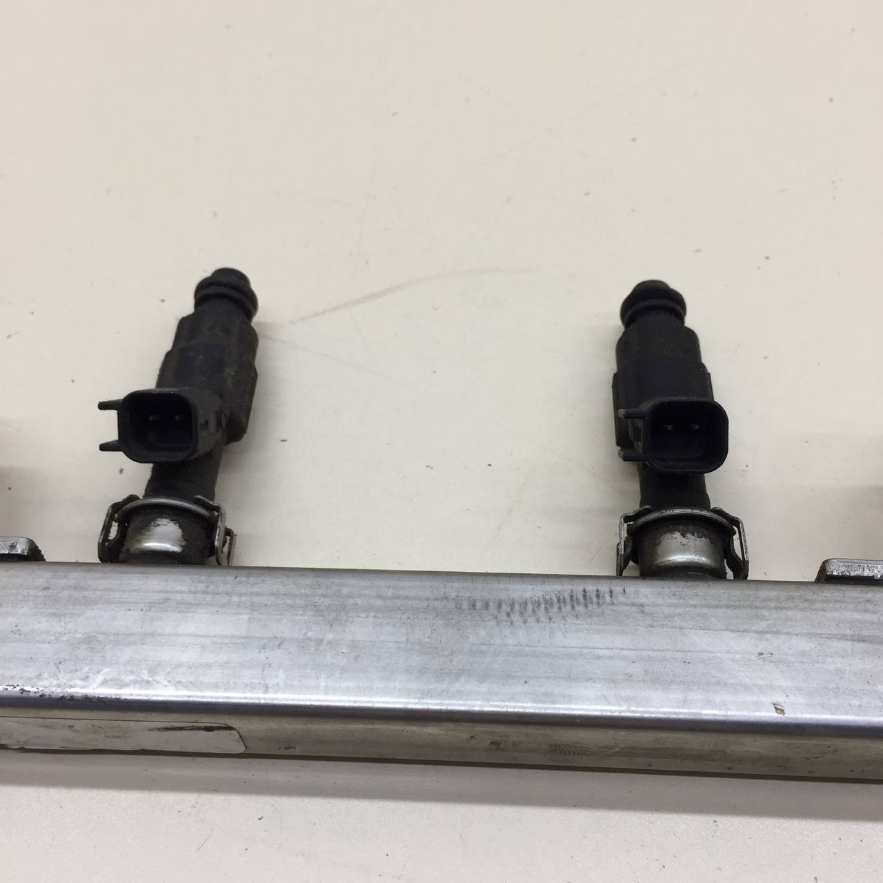 Рейка топливная (рампа) Ford Focus 2 (DA) 2005-2008