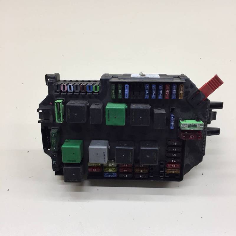 Блок предохранителей Mercedes-Benz S-Class (W221) 2005-2013