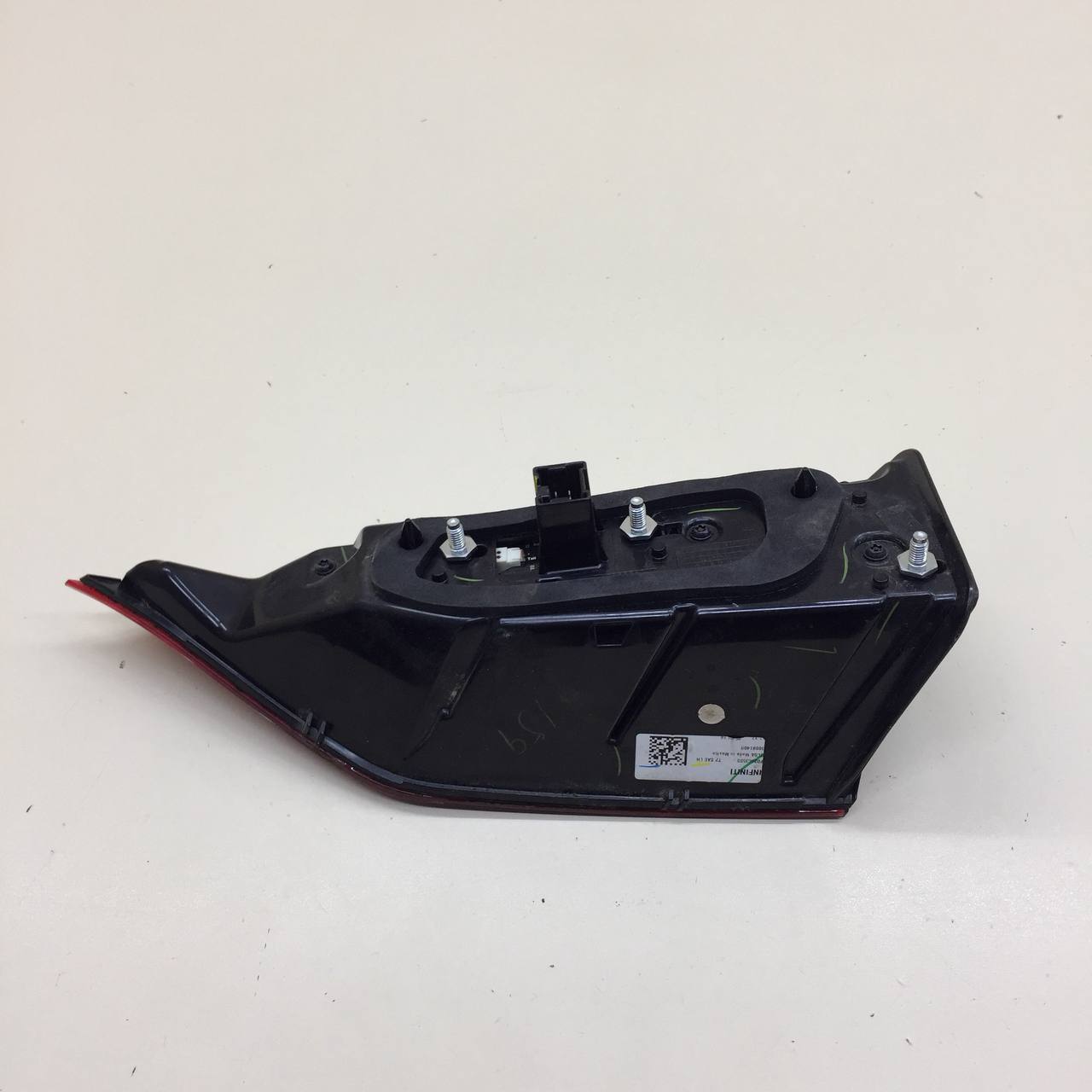 Фонарь задний внутренний левый Infiniti QX50 (J55) 2017-2022