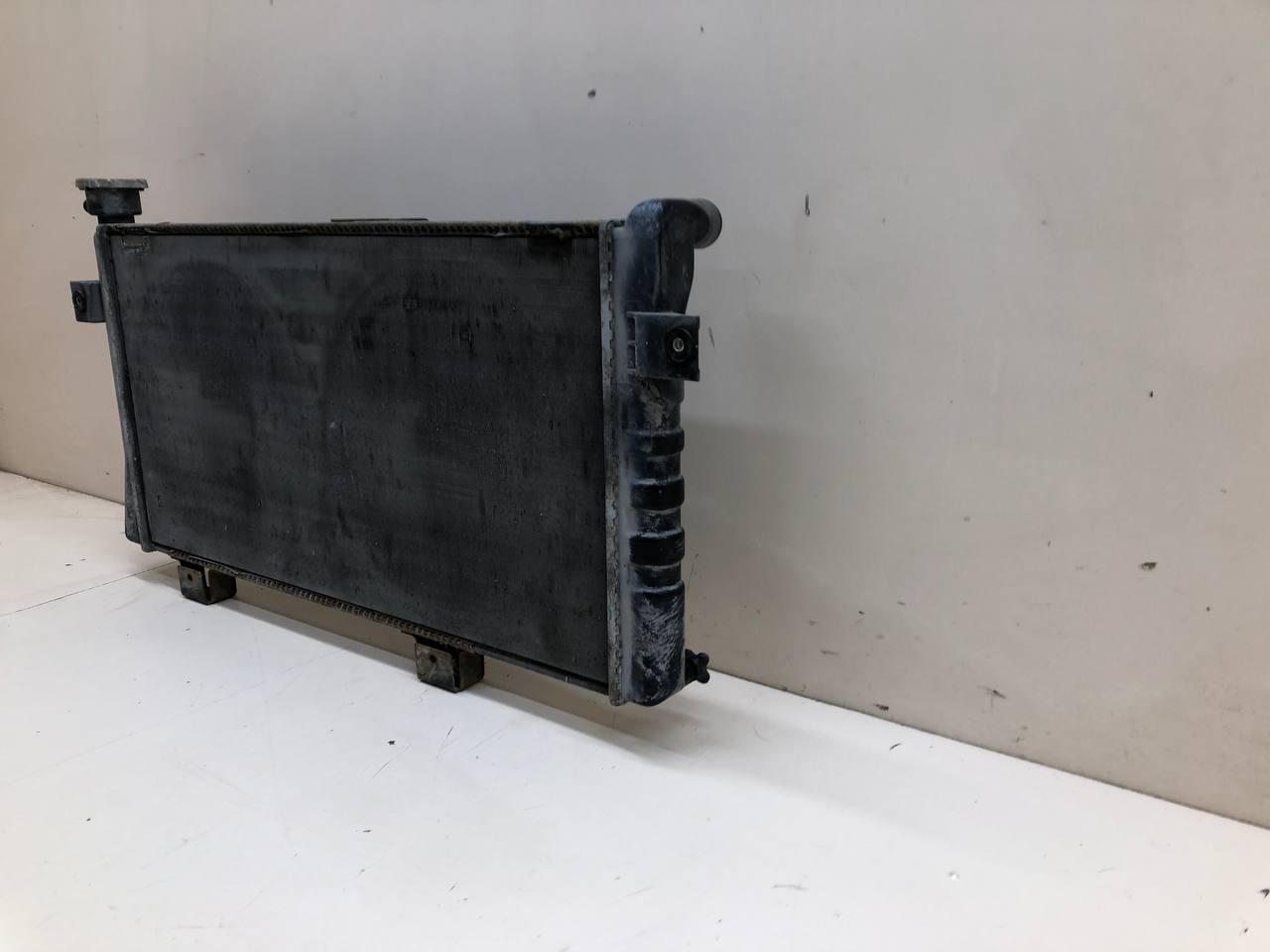 Радиатор охлаждения двигателя Lada Niva 4х4 2121 1977-2021