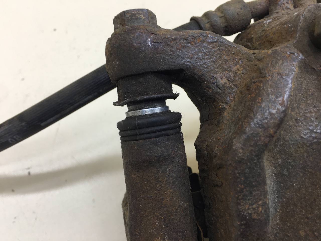 Суппорт передний правый Honda Civic 5D 2006-2012