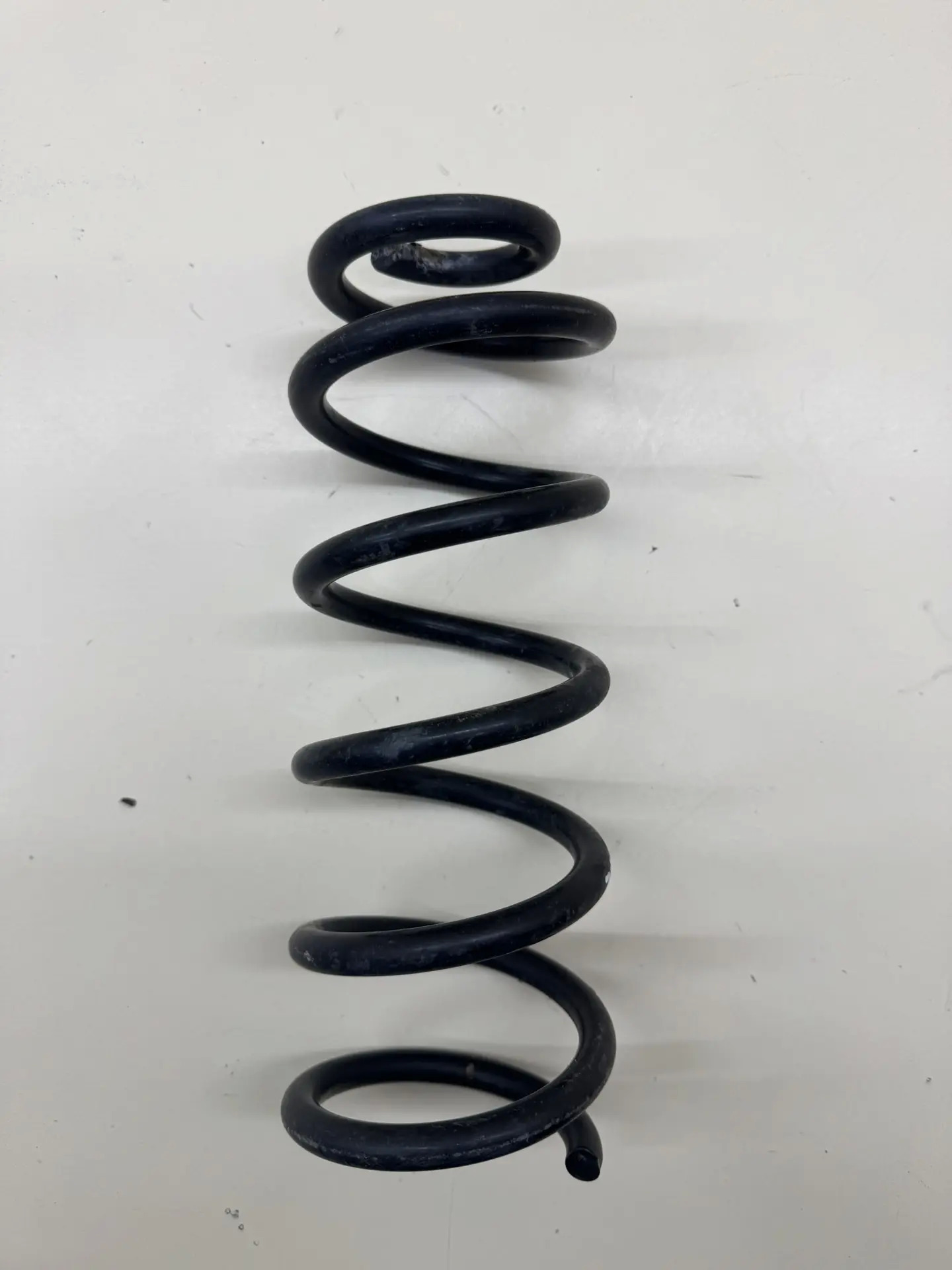 Пружина задняя Renault Logan (2) 2014>