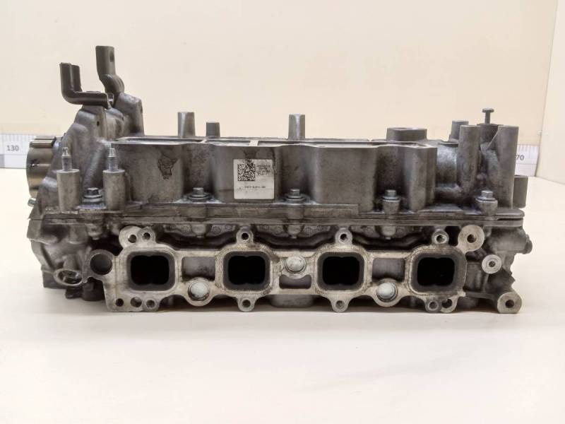 Головка блока цилиндров Jaguar XE (760) 2014-2021