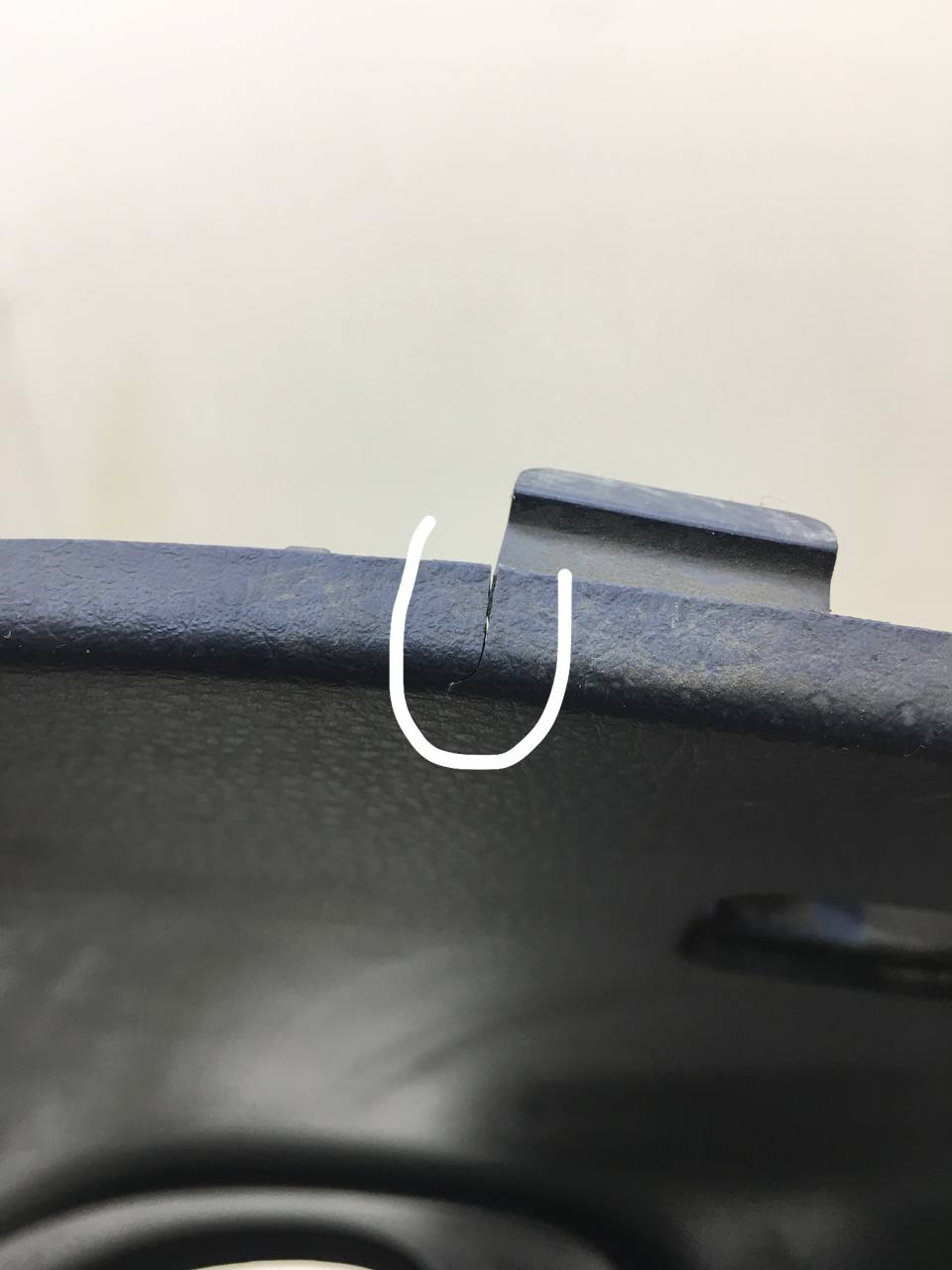 Обшивка багажника Suzuki Liana 2001-2007