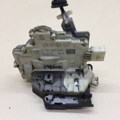 Замок двери задней правой Volkswagen Passat B7 2011-2015