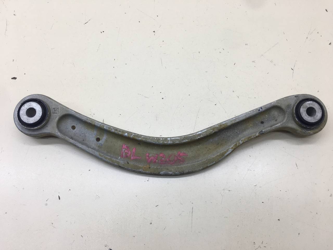 Рычаг задний верхний правый Mercedes-Benz C-Class (W205) 2014>