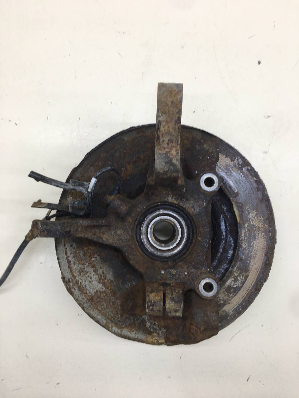 Кулак поворотный передний левый Mitsubishi ASX (GA) 2010>