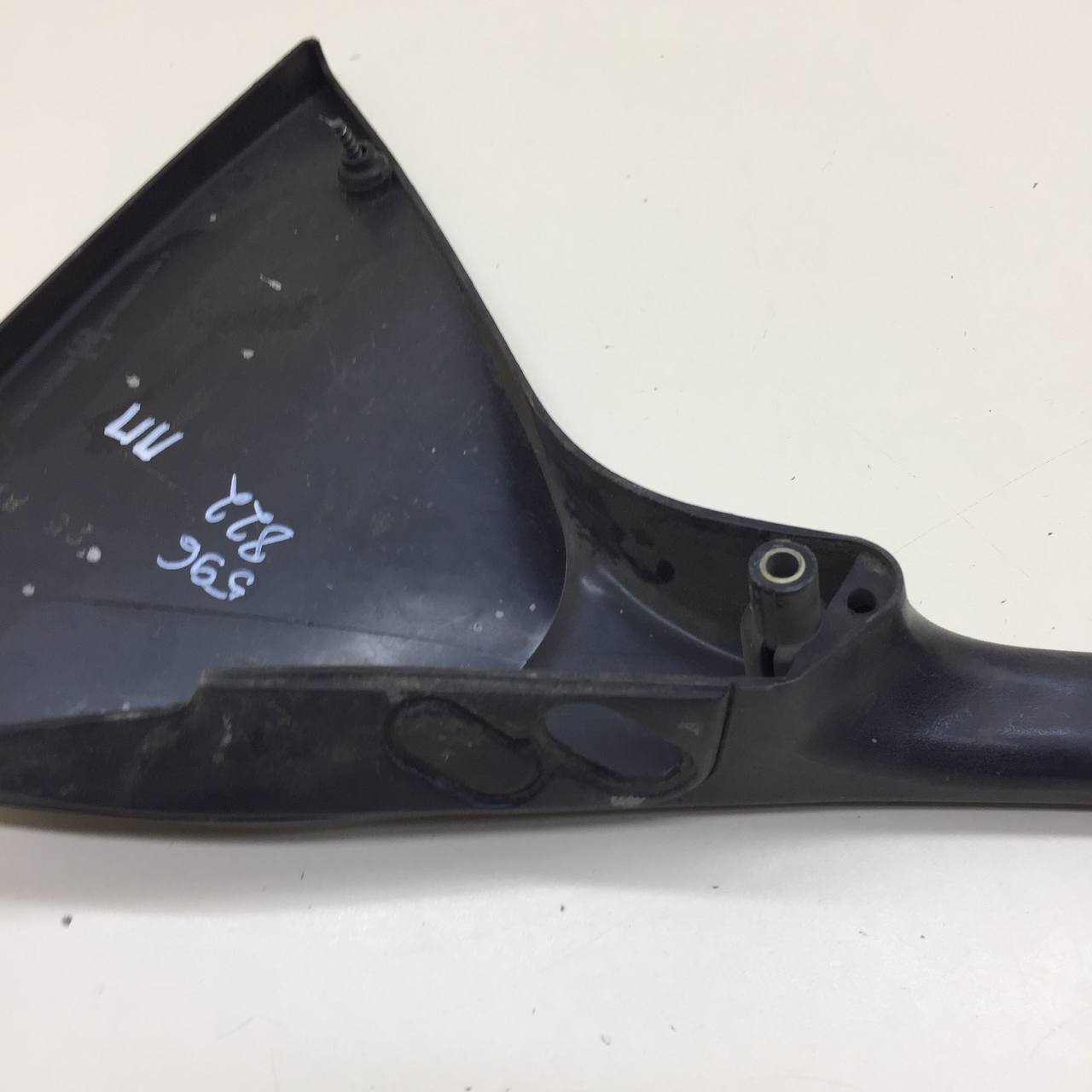 Ручка двери передней внутренняя правая Chevrolet Niva 2009-2020