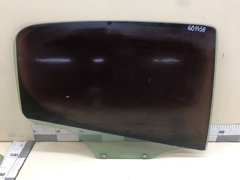 Стекло двери задней правой Peugeot 207 2006-2013