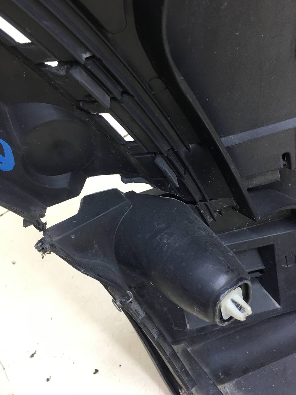 Бампер задний Volvo XC90 2002-2015