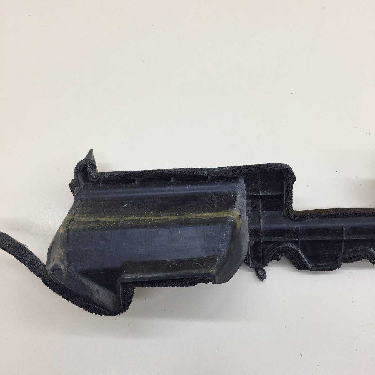 Воздуховод радиатора Changan UNI-T 2023>