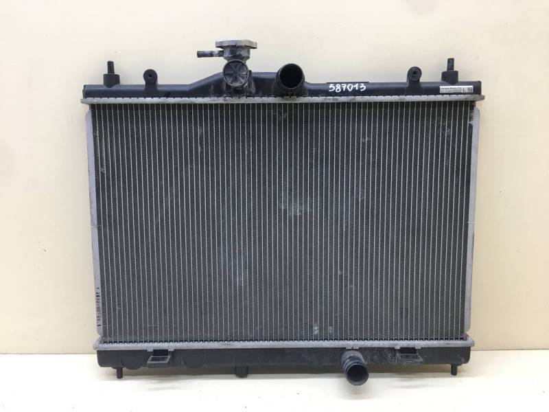 Радиатор охлаждения двигателя Nissan Juke (YF15) 2011-2020