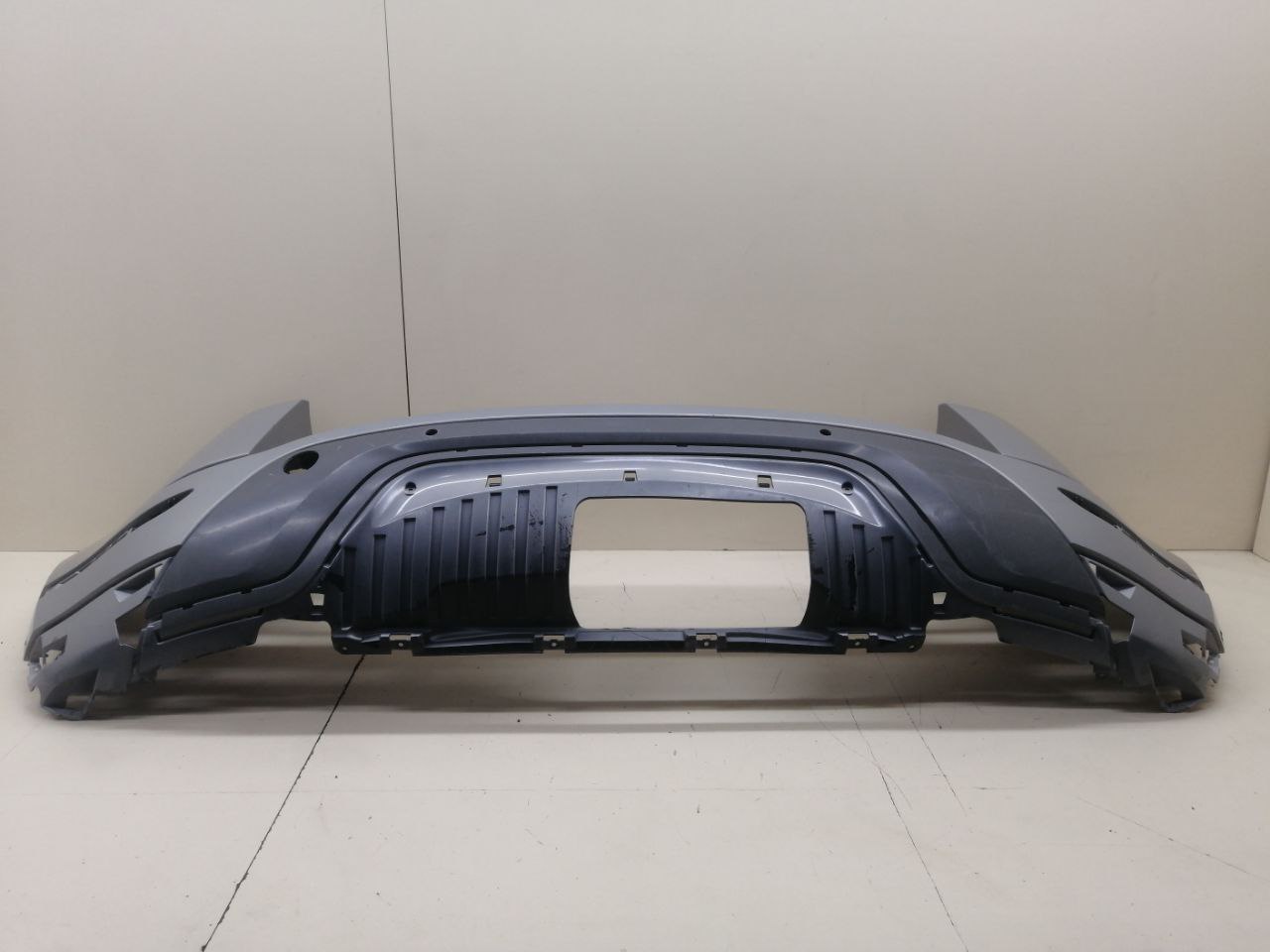 Бампер задний Land Rover Range Rover Evoque  2018>