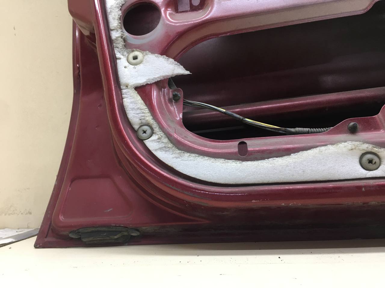 Дверь передняя левая Fiat Albea 2002-2012