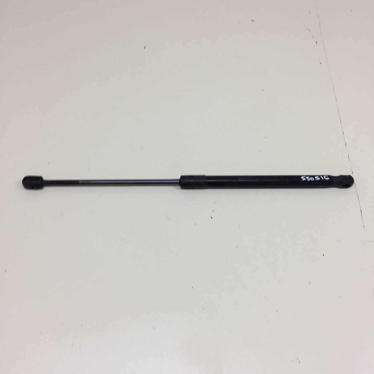 Амортизатор капота Jaguar XE (760) 2014-2021