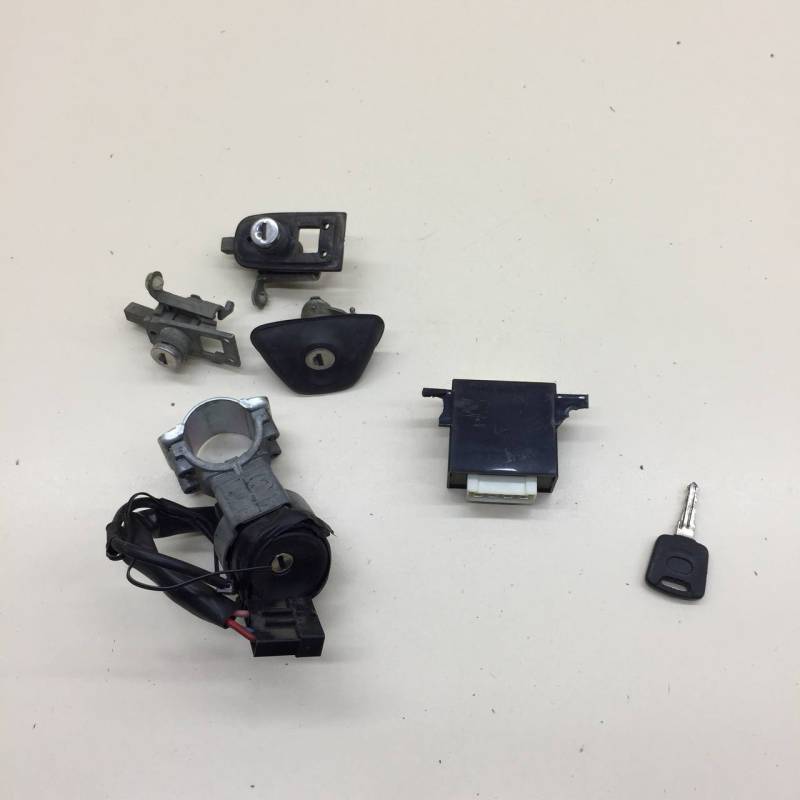 Замок зажигания Lada Granta 2011>