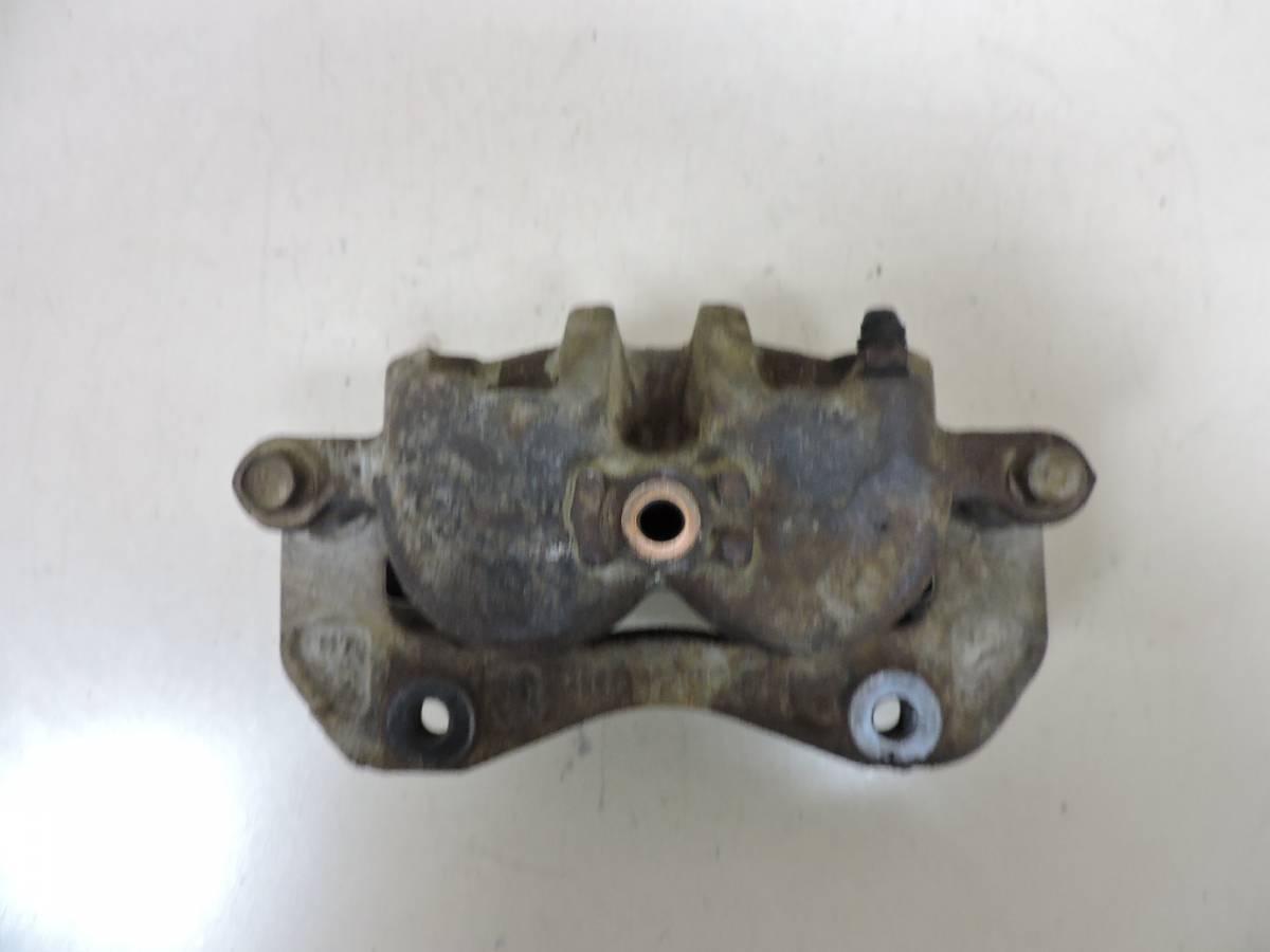 Суппорт передний правый SsangYong Actyon 2005-2012