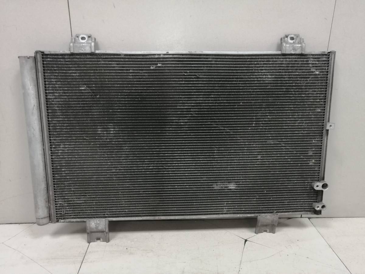 Радиатор кондиционера (конденсер) Toyota Crown Majesta (S180) 2004-2009