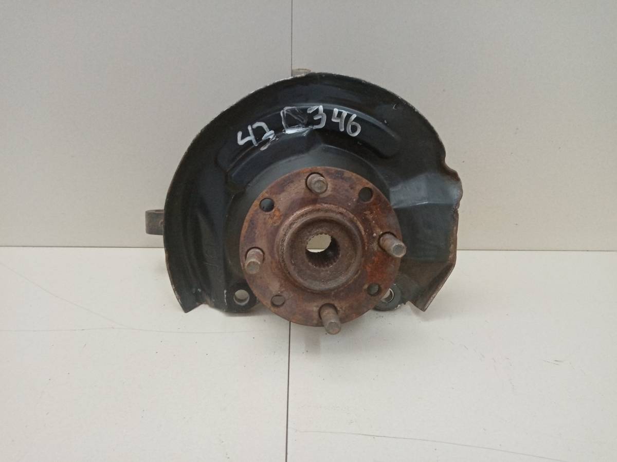 Кулак поворотный передний левый Mitsubishi Colt (CA0) 1992-1996