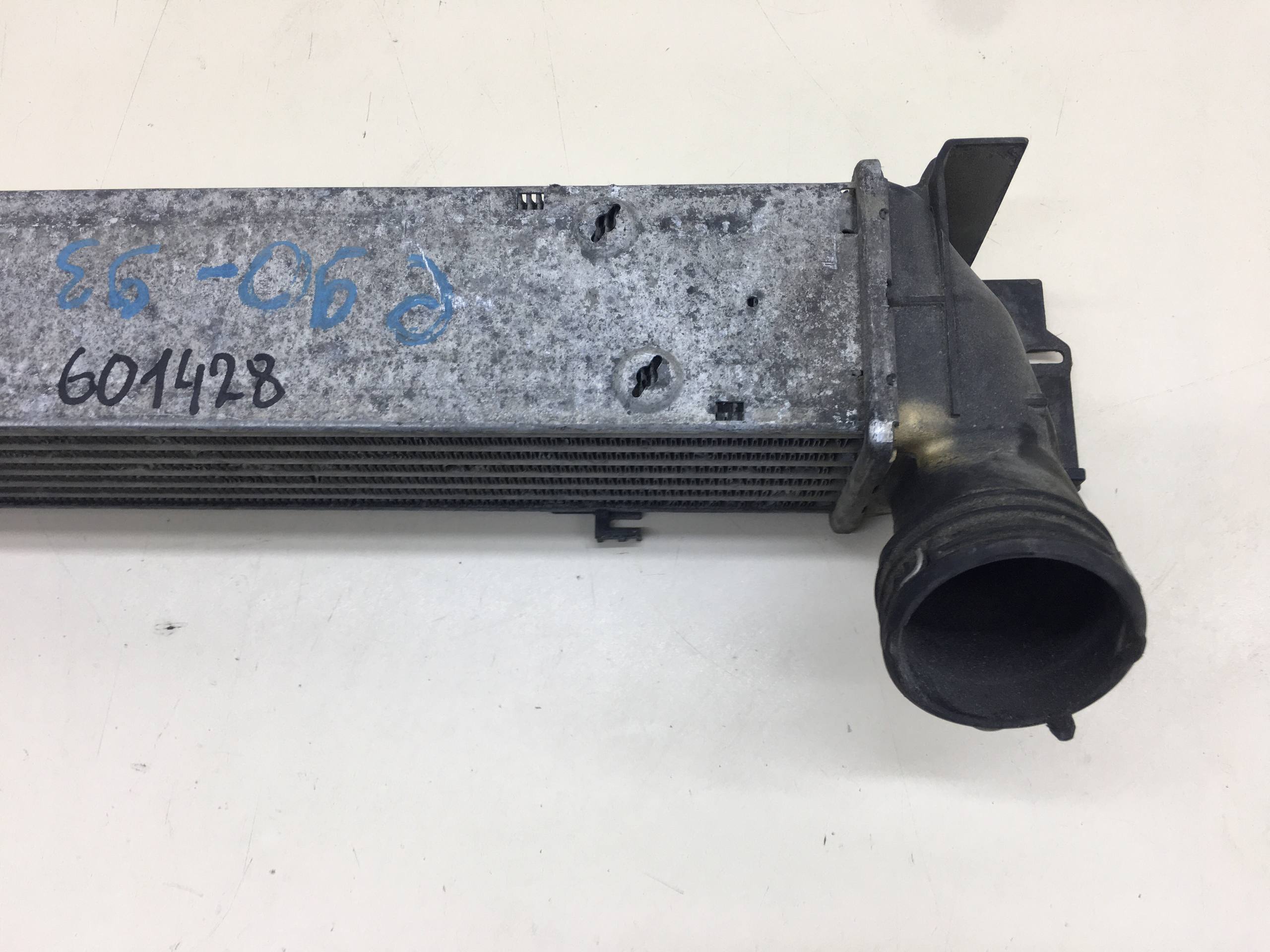 Интеркулер BMW 1-series E87/E81 2004-2011