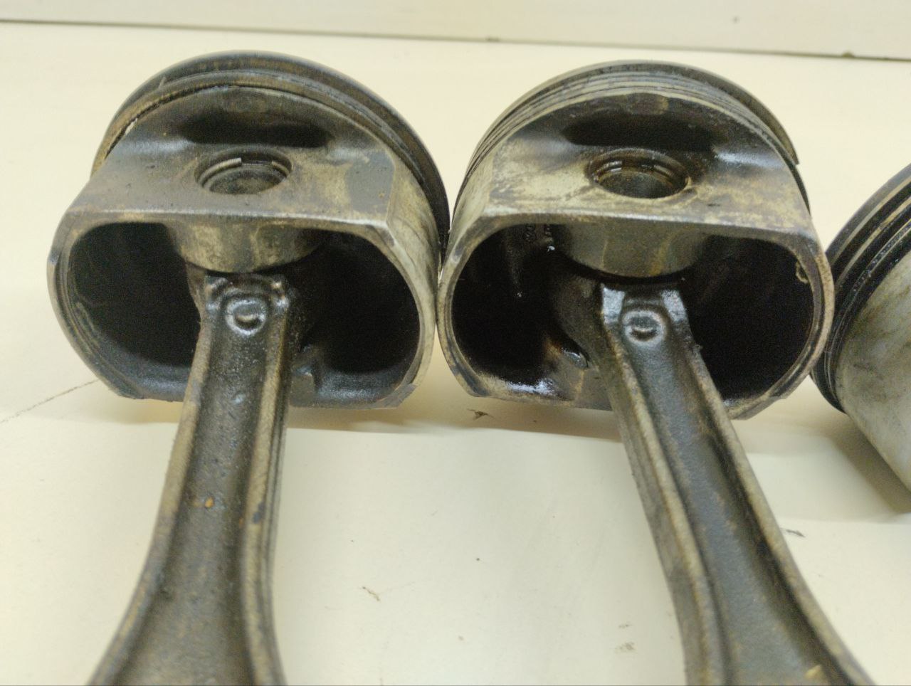 Шатун Audi Q7 (4L) 2005-2015