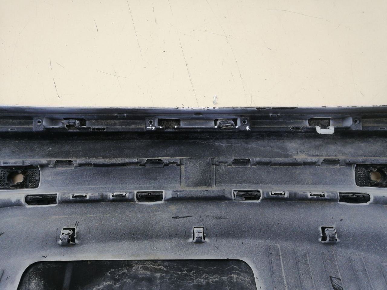 Бампер задний Land Rover Range Rover Evoque  2018>