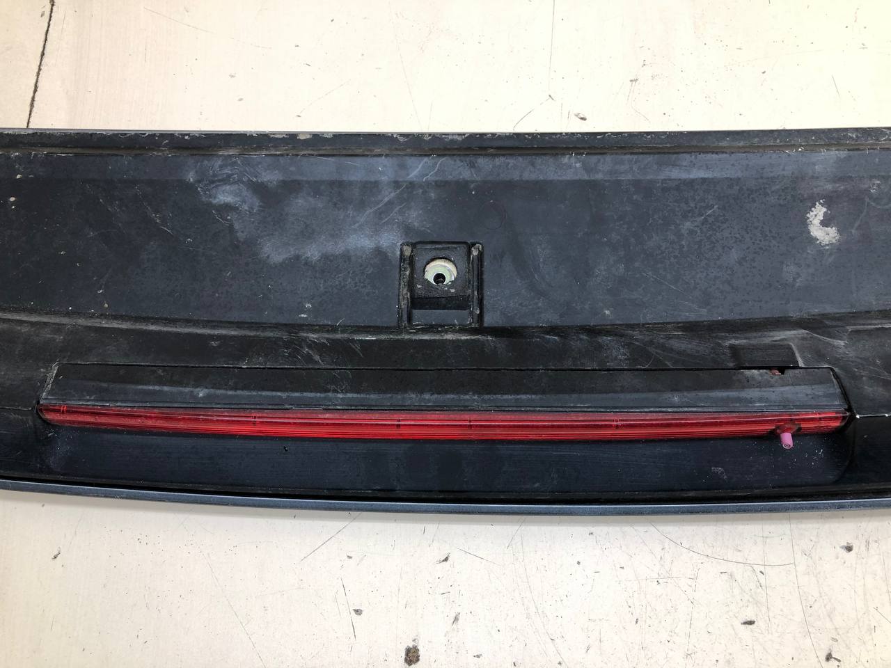 Спойлер (дефлектор) крышки багажника Porsche Cayenne 2003-2010