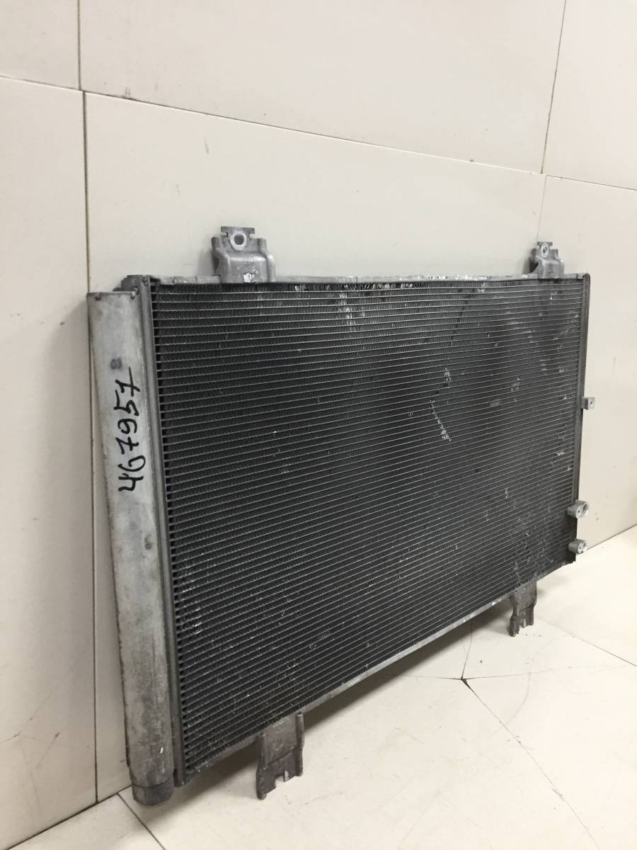 Радиатор кондиционера (конденсер) Toyota Crown Majesta (S180) 2004-2009