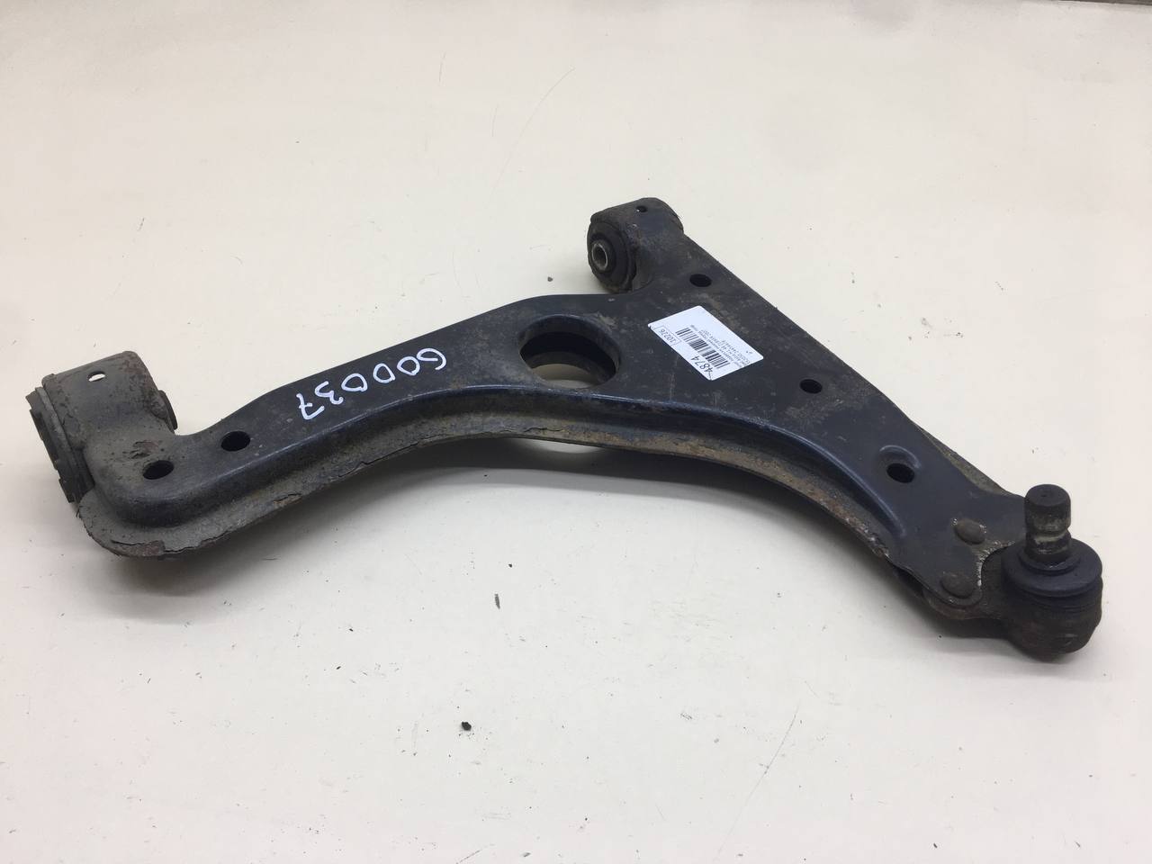 Рычаг передний правый Opel Astra H / Family 2004-2015