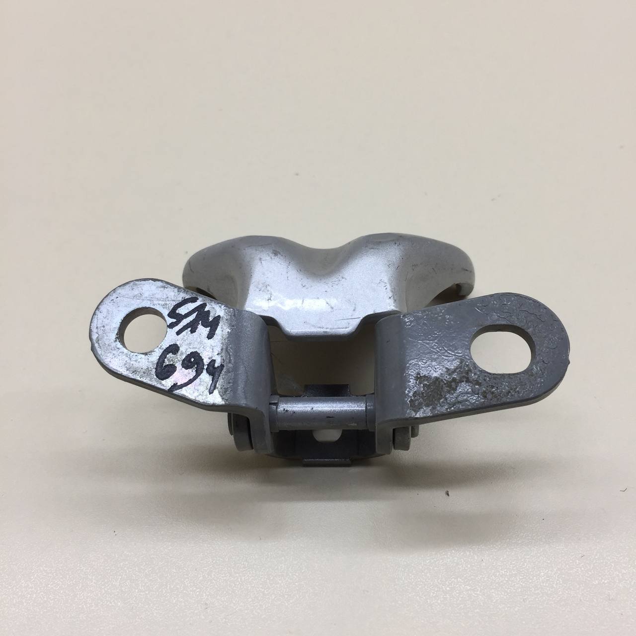 Петля двери передней правой нижняя Kia Rio 4 (FB) 2017>