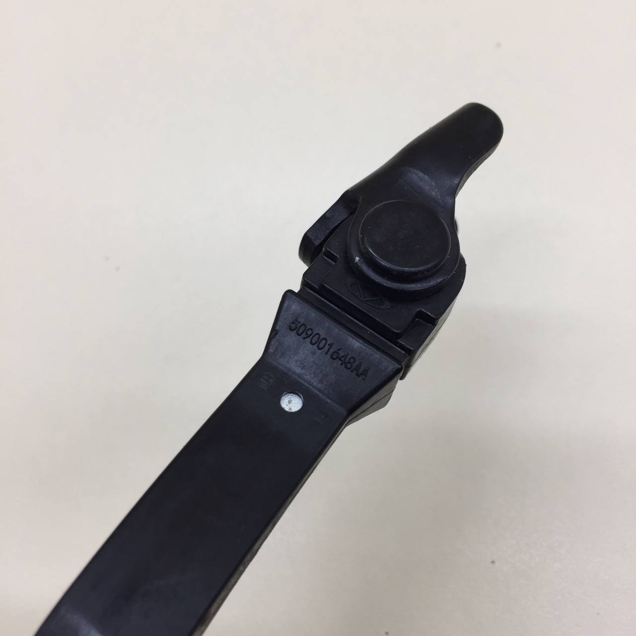 Ограничитель двери Chery Tiggo 4 Pro 2021>