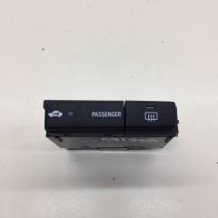 Кнопка обогрева заднего стекла Toyota Avensis (T250) 2003-2009