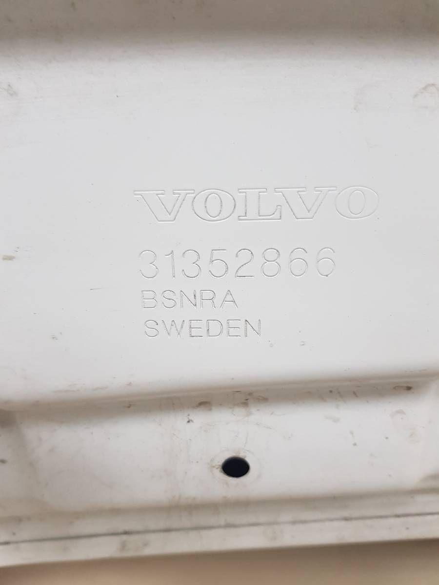 Капот Volvo XC90 2015>