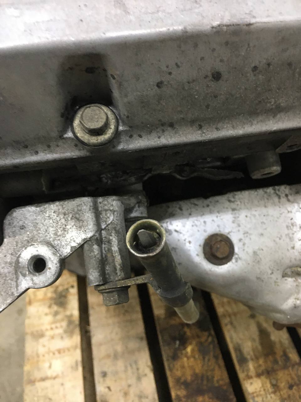 Двигатель Mitsubishi Diamante 2 (F3, F4) 1994-2005г